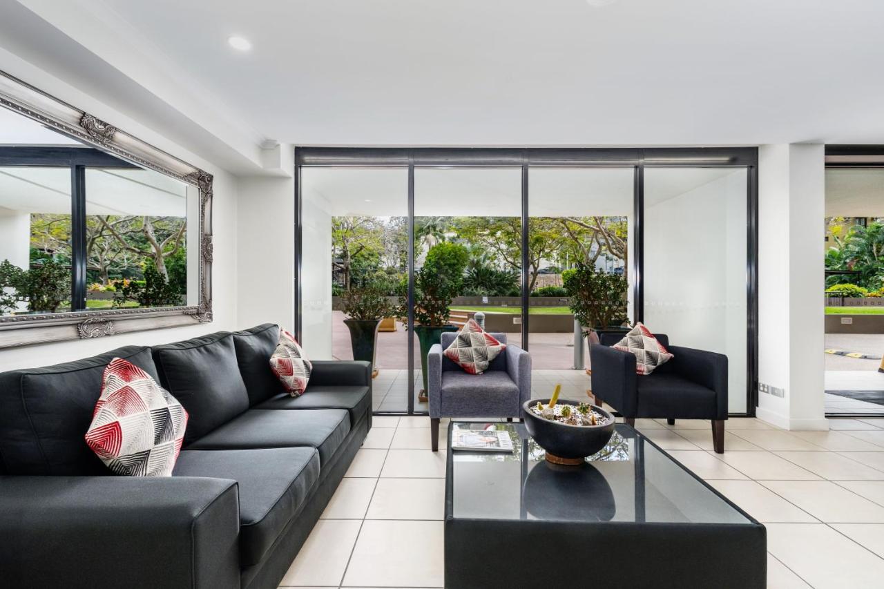 The Docks On Goodwin Aparthotel Brisbane Bagian luar foto