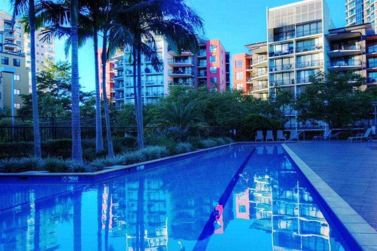 The Docks On Goodwin Aparthotel Brisbane Bagian luar foto